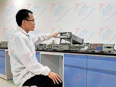 電磁儀器校準(zhǔn)圖片 電磁儀器校準(zhǔn)圖片