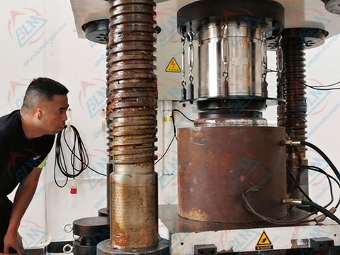 千斤頂檢定校準圖片 千斤頂檢定校準圖片