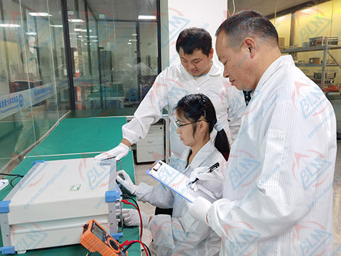 制造業儀器檢定圖片 制造業儀器檢定圖片