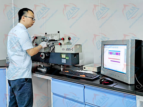 制造業儀器檢定圖片 制造業儀器檢定圖片