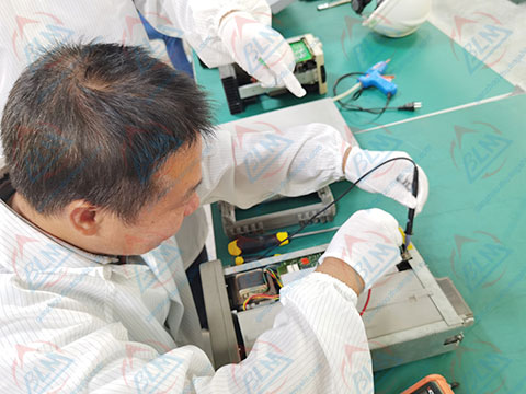 泰克Tektronics儀器維修圖片 泰克Tektronics儀器維修圖片