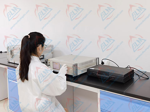 無線電儀器校準實驗室圖片 無線電儀器校準實驗室圖片