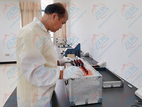 無線電儀器校準實驗室圖片 無線電儀器校準實驗室圖片