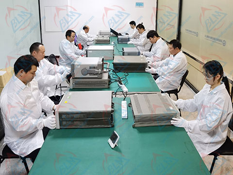 無線電儀器校準實驗室圖片 無線電儀器校準實驗室圖片